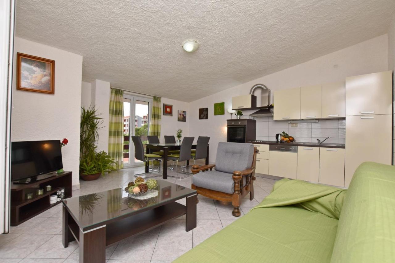 Apartments Mladen Duće Dış mekan fotoğraf